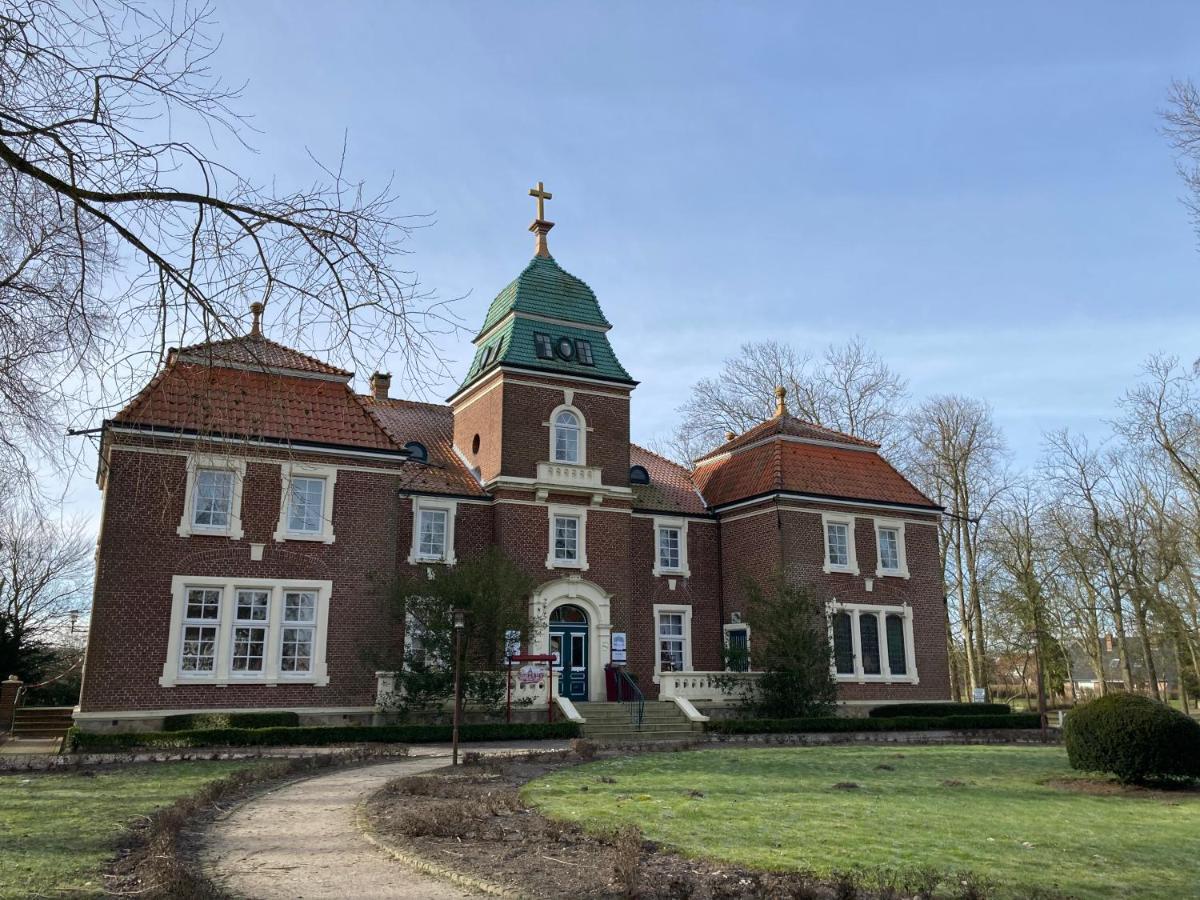 Ferienhaus Heimathafen Neßmersiel Exterior foto